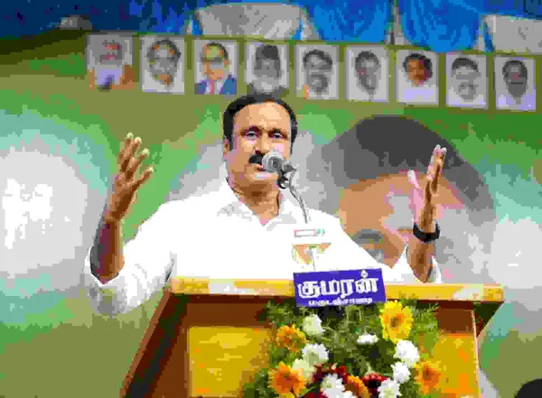 700 அரசு ஒதுக்கீட்டு எம்.பி.பி.எஸ். இடங்கள் பறிபோகும் அபாயம்: பாமக தலைவர் அன்புமணி இராமதாஸ் குற்றச்சாட்டு