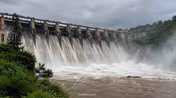 கபினி அணை முழு கொள்ளளவை எட்டியது: 27,000 கனஅடி நீர் திறப்பு