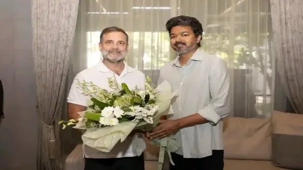 தோனியின் உணவகத்தில் விஜய் - ராகுல் காந்தி சந்திப்பு: ஒரே காரில் பயணம்