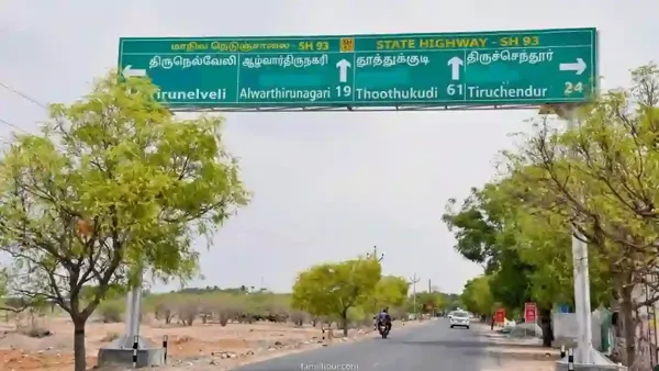 வழிகாட்டி பலகையில் இந்தி எழுத்துகள்: 2 பொறியாளர்கள் தற்காலிகப் பணிநீக்கம்